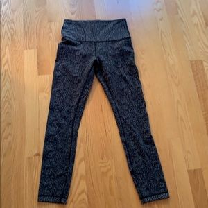Lululemon Athletics legging